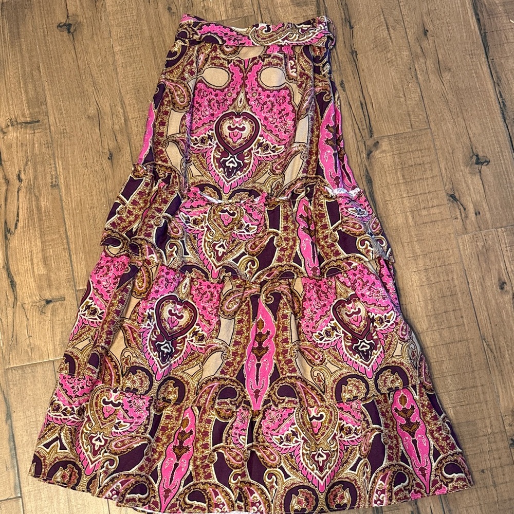 A Loves A (Dillard’s) Paisley linen tiered ruffle Maxi Skirt XS - Picture 6 of 6
